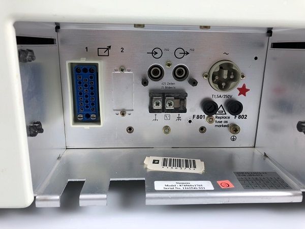 Siemens 874560X1765 CRT Monitor